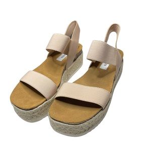 Steve Madden sandal size 6 M